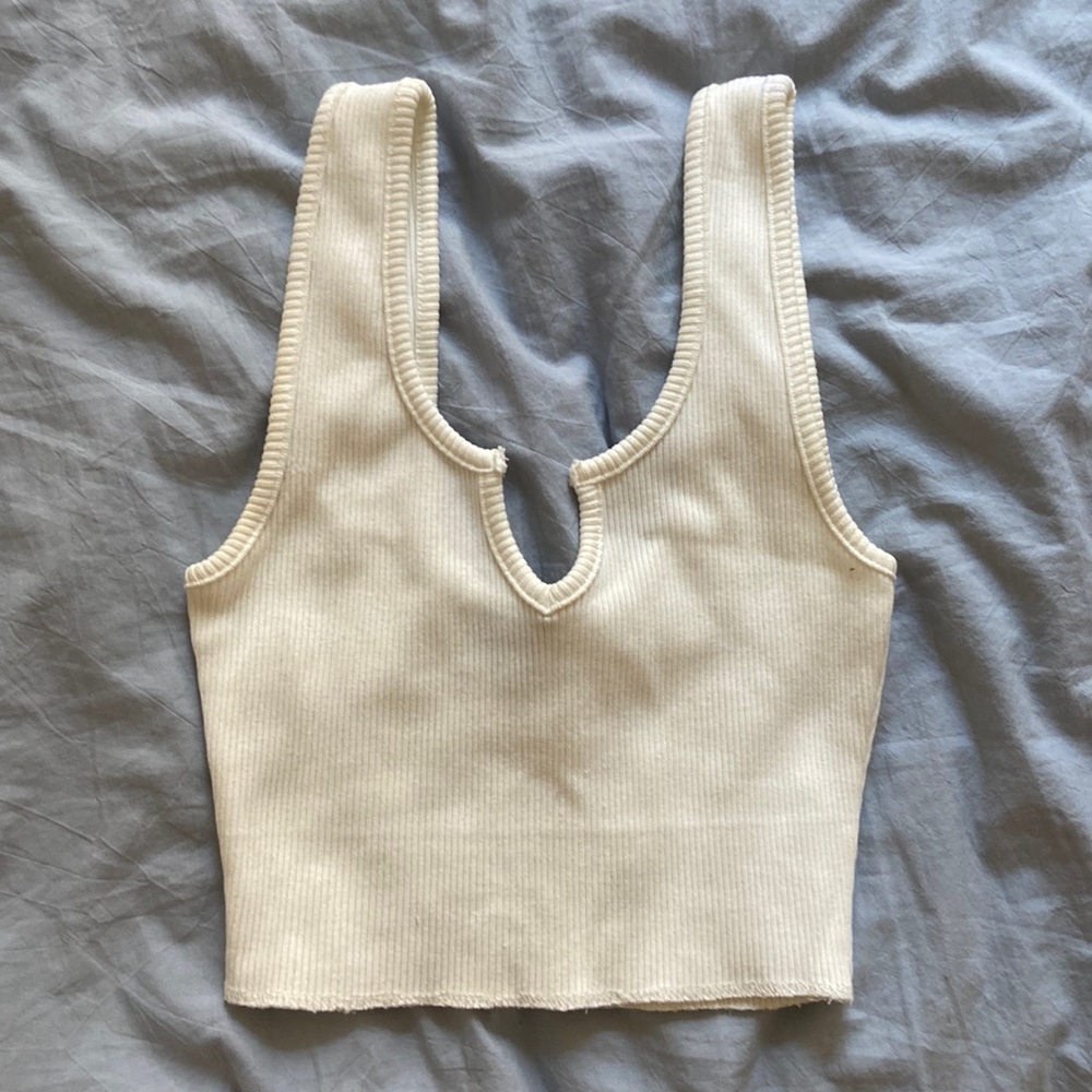 Thick white ribbed tank top